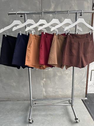 Short Elena